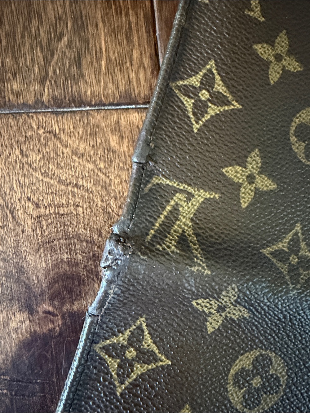 Authentic Louis Vuitton wallet converted into purse on chain - Picture 8 of 14